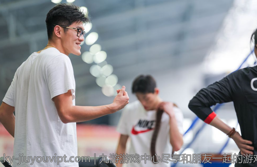 九游游戏中心尽享和朋友一起的游戏时光